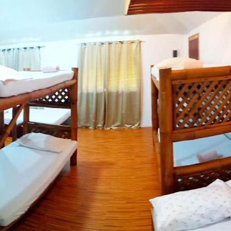 Siargao Tropic Hostel General Luna  Kültér fotó
