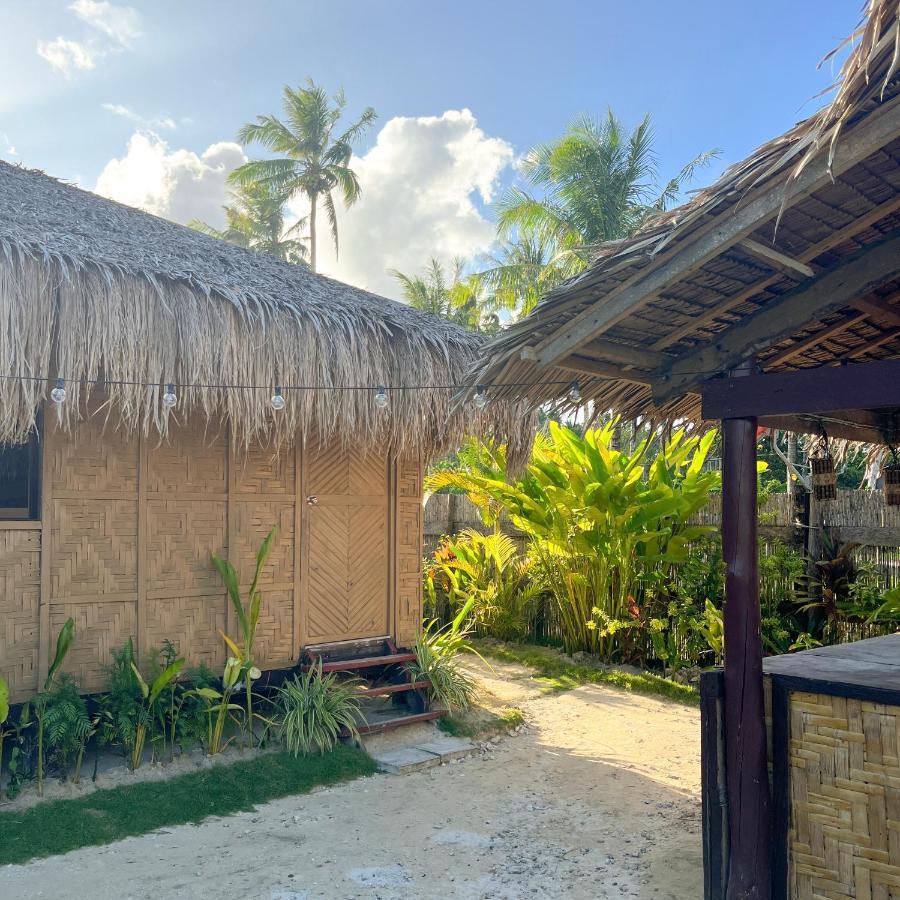 Siargao Tropic Hostel General Luna  Kültér fotó