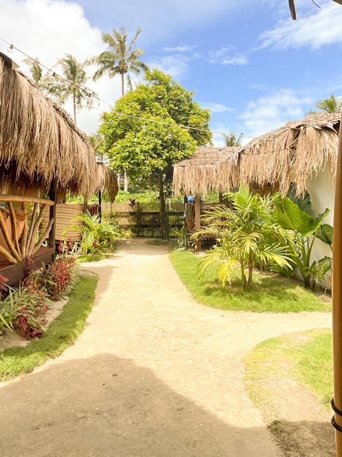 Siargao Tropic Hostel General Luna  Kültér fotó