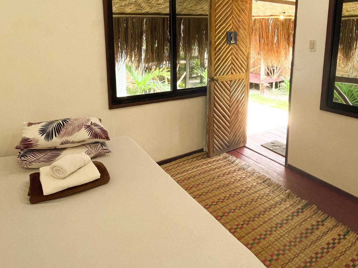 Siargao Tropic Hostel General Luna  Kültér fotó